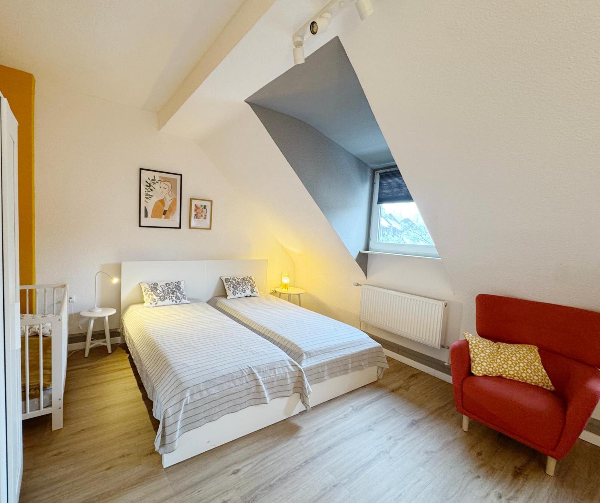 Big Flat With Fresh Renovation, Free Parking, Sonyps, Netflix Duisburg Exterior foto