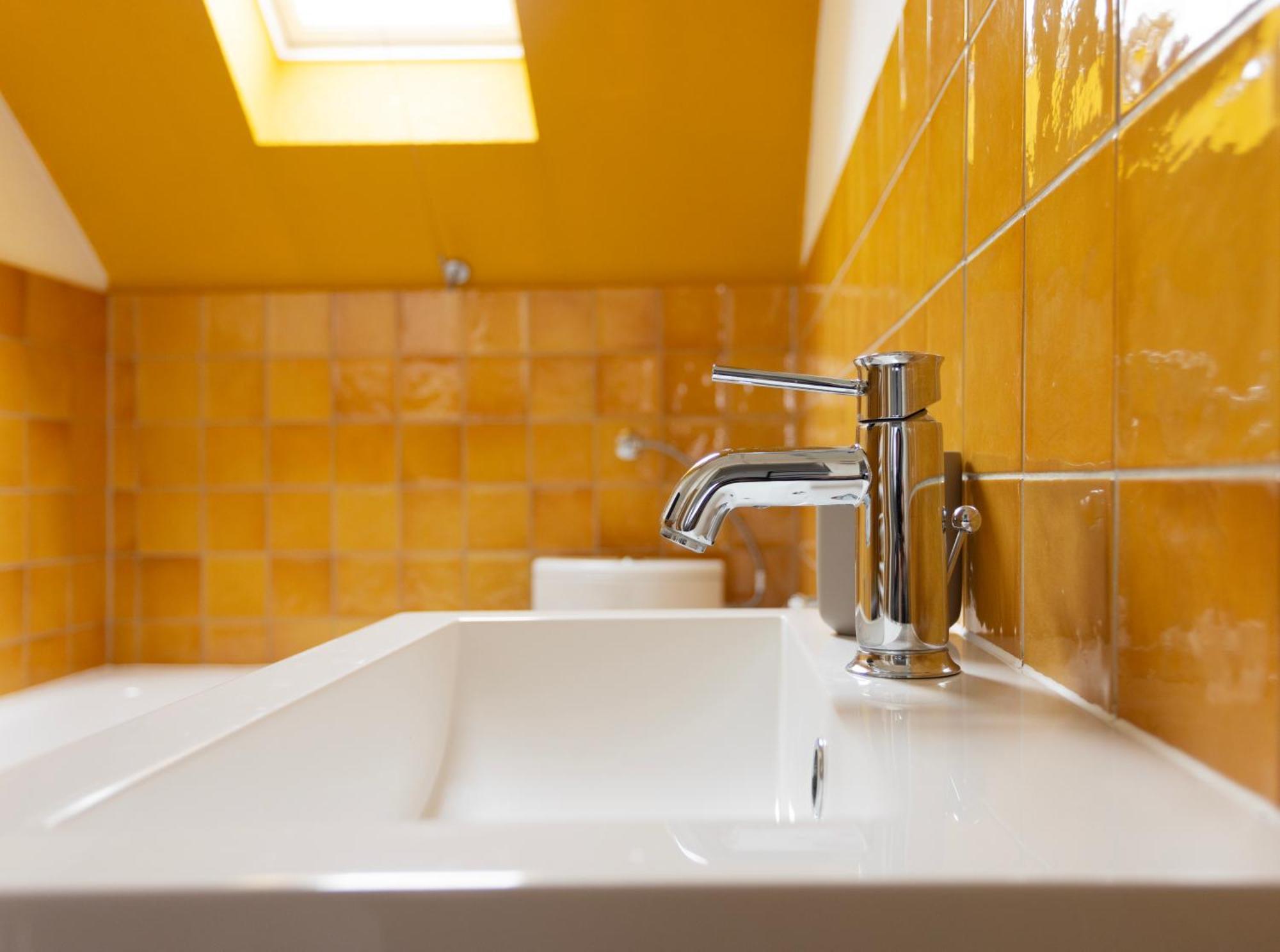 Big Flat With Fresh Renovation, Free Parking, Sonyps, Netflix Duisburg Exterior foto